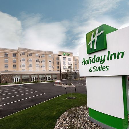 Holiday Inn Hotel & Suites - Mount Pleasant By Ihg Экстерьер фото