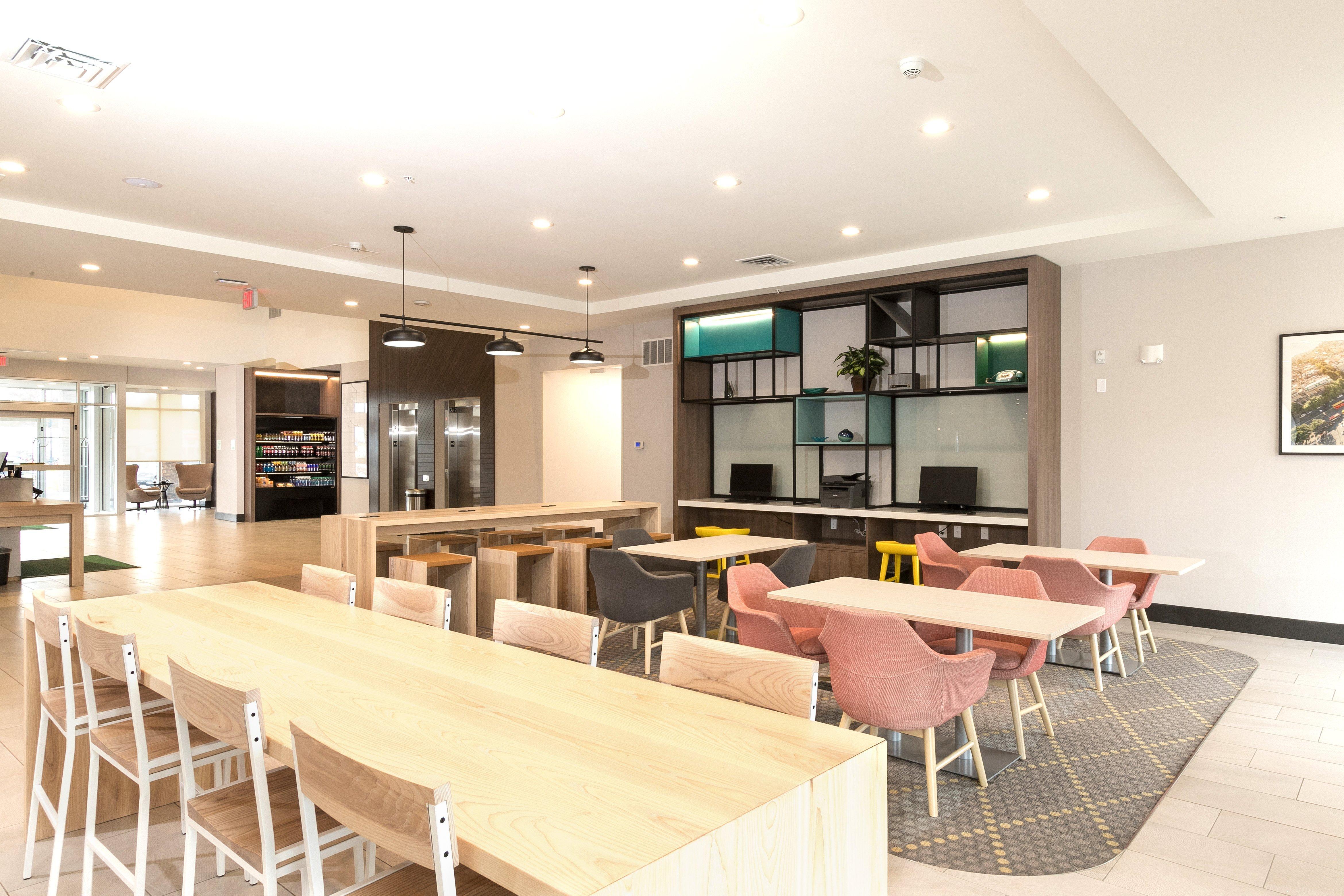 Holiday Inn Hotel & Suites - Mount Pleasant By Ihg Экстерьер фото