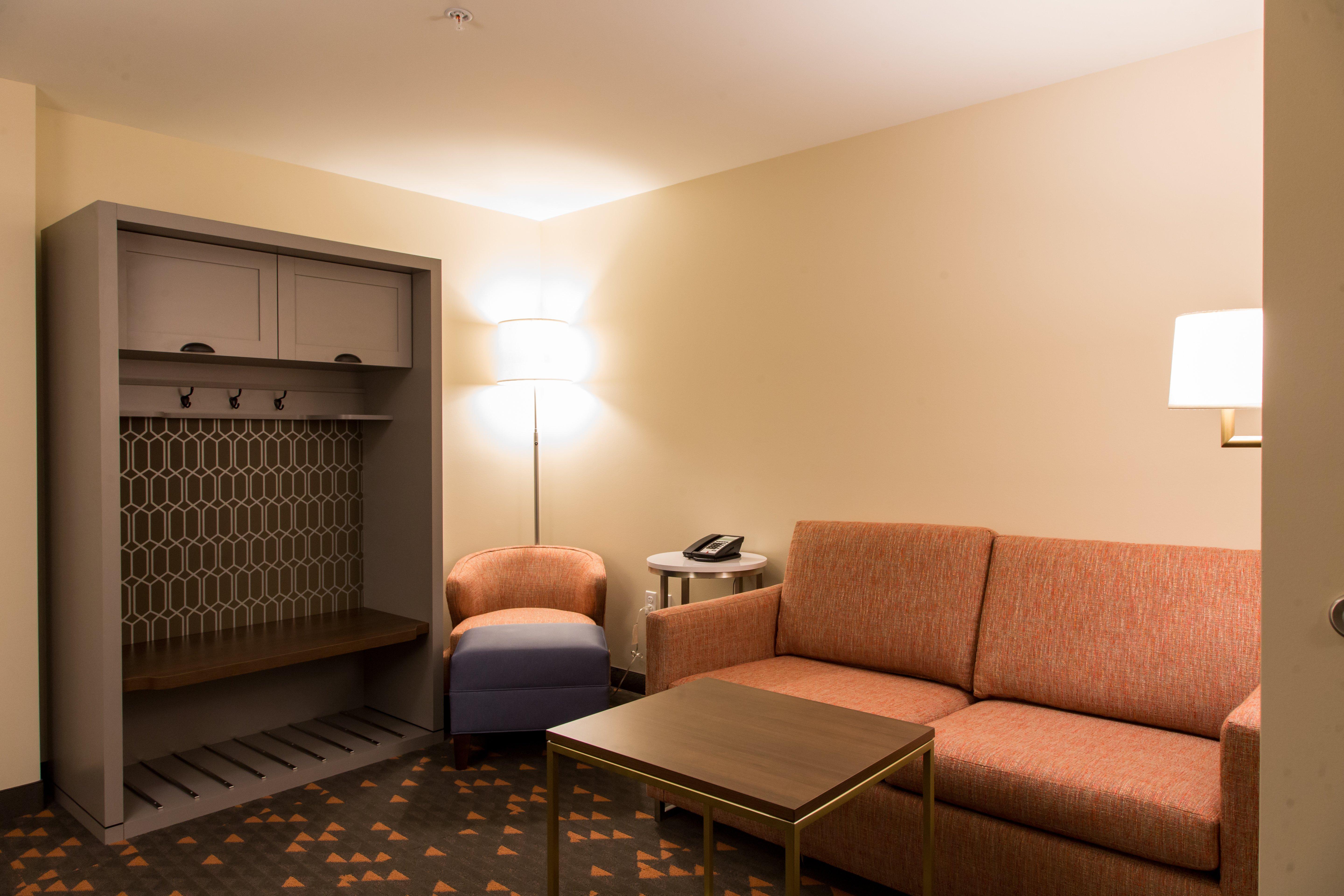 Holiday Inn Hotel & Suites - Mount Pleasant By Ihg Экстерьер фото