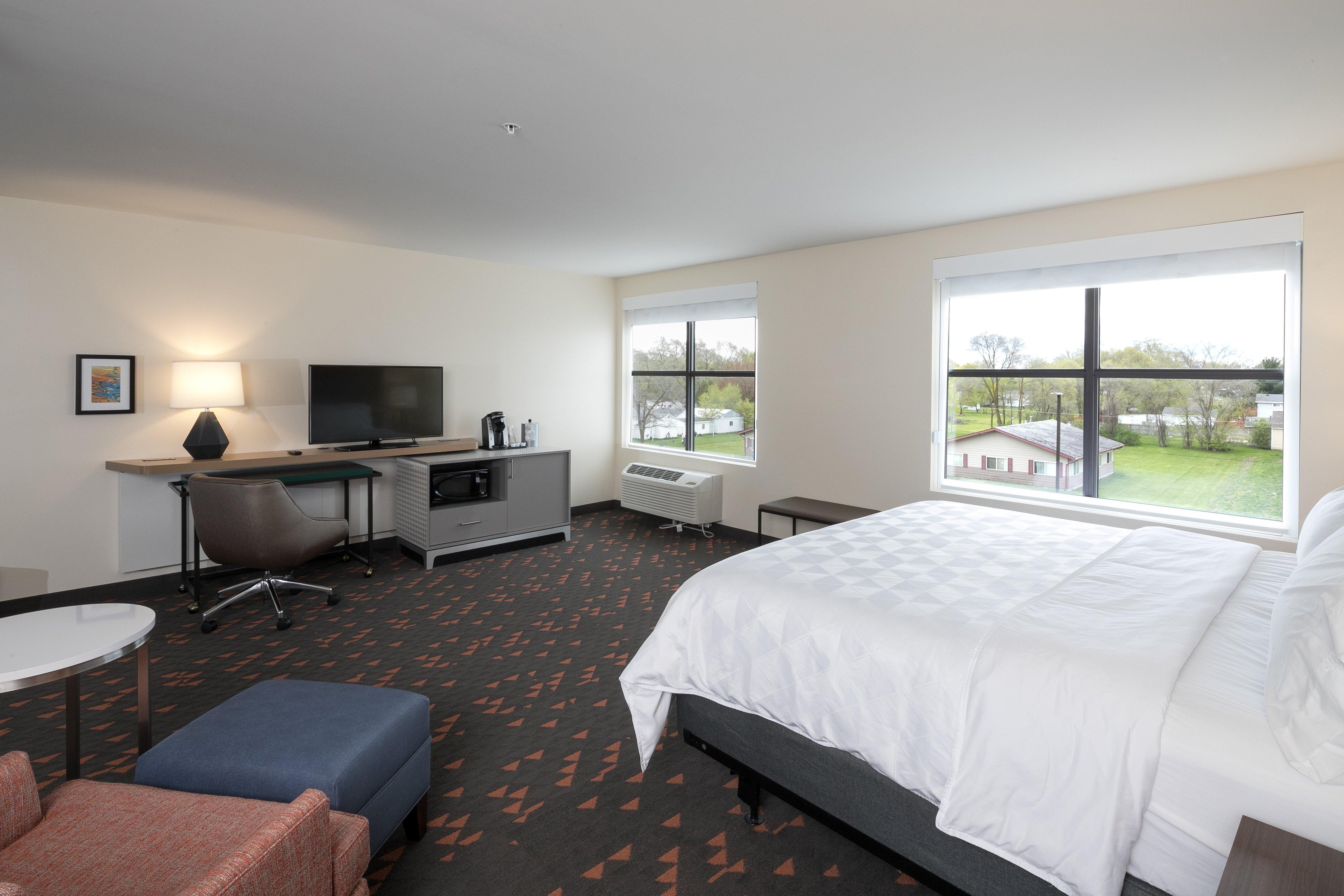 Holiday Inn Hotel & Suites - Mount Pleasant By Ihg Экстерьер фото