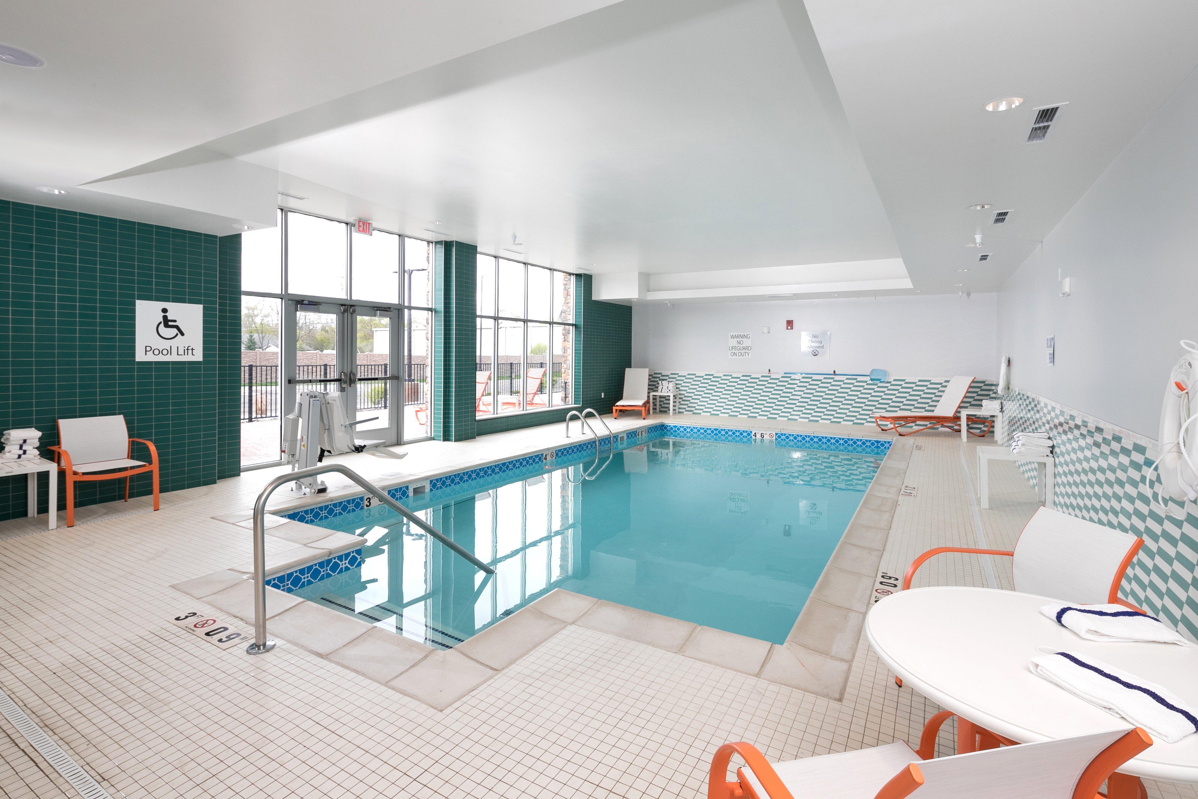 Holiday Inn Hotel & Suites - Mount Pleasant By Ihg Экстерьер фото